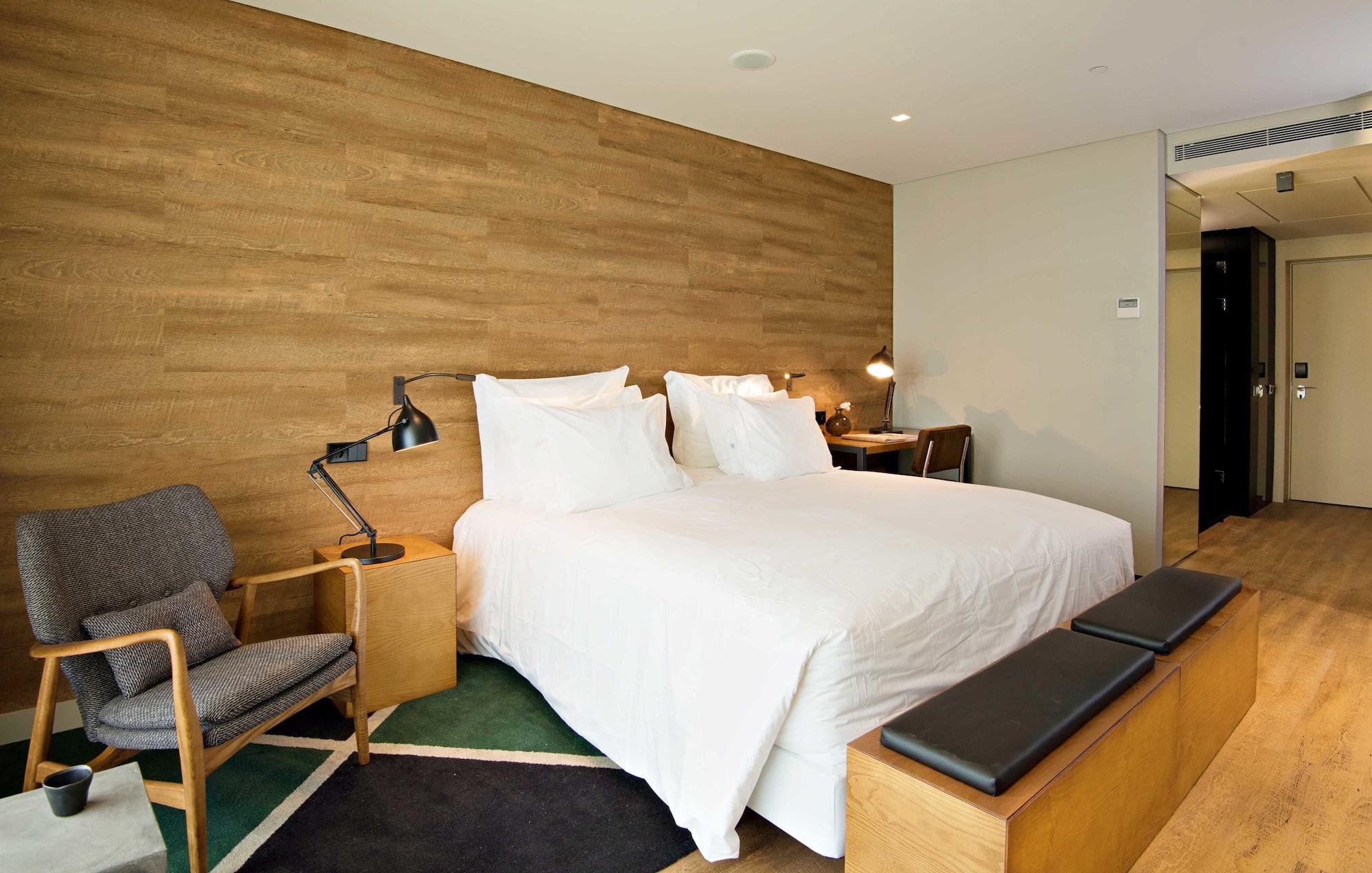 โรงแรมอาซอร์ ปอนตาเดลกาดา ภายนอก รูปภาพ A room at the hotel