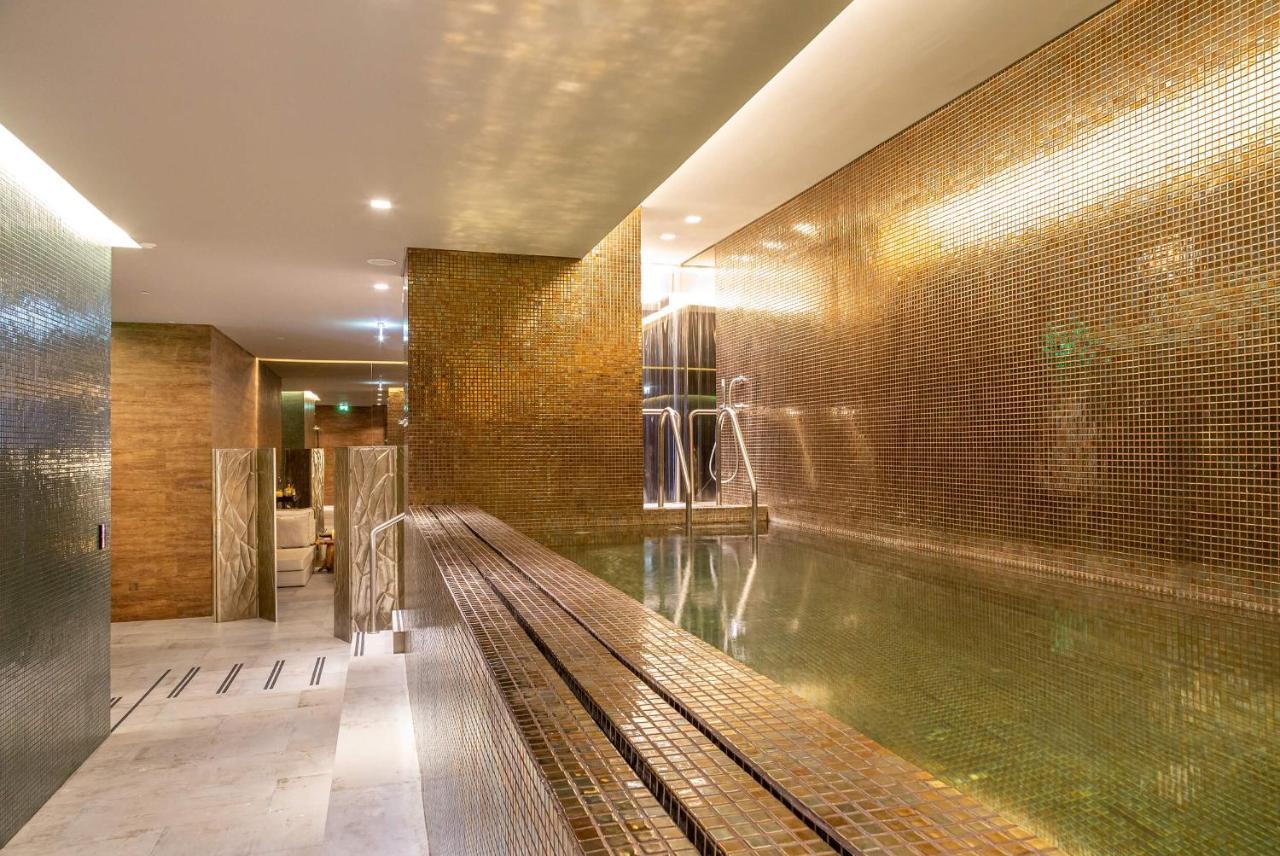 โรงแรมอาซอร์ ปอนตาเดลกาดา ภายนอก รูปภาพ The spa at The Dorchester