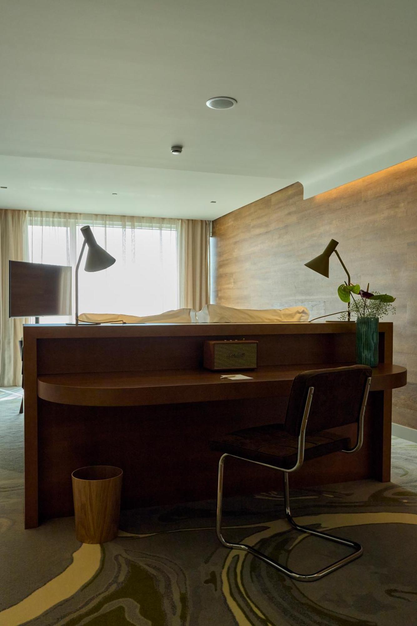 โรงแรมอาซอร์ ปอนตาเดลกาดา ภายนอก รูปภาพ The interior of a room at the hotel